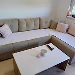 Aura * Bosanska Gradiska